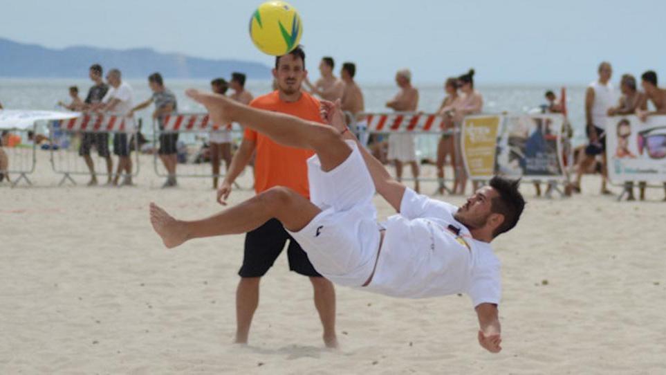 Il beach soccer al Poetto si scopre subito vincente