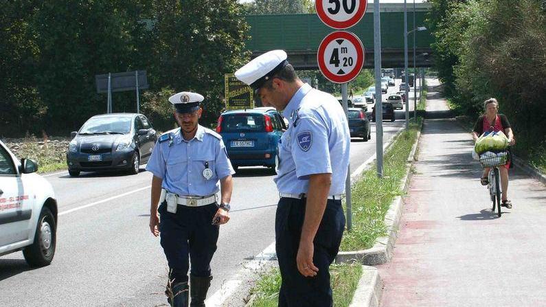 Travolto e ucciso in bici, aveva 20 anni