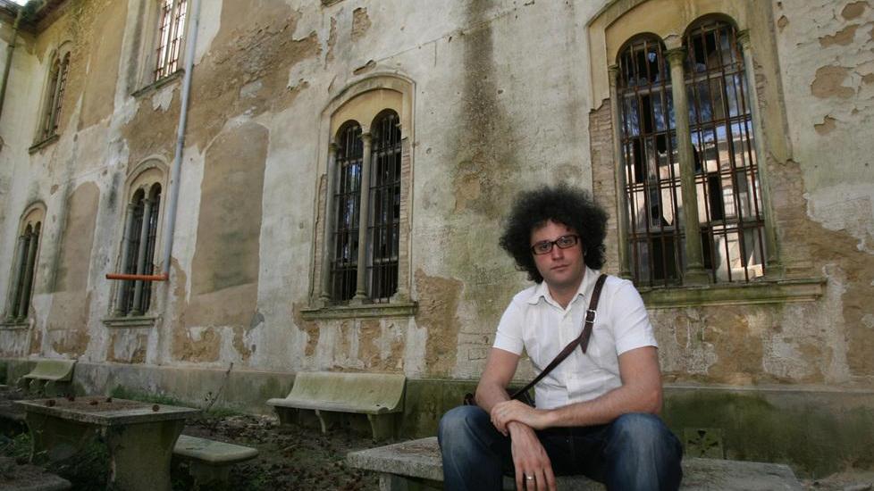 Dalla rete si alza il coro degli artisti: «Siamo tutti volterrani»