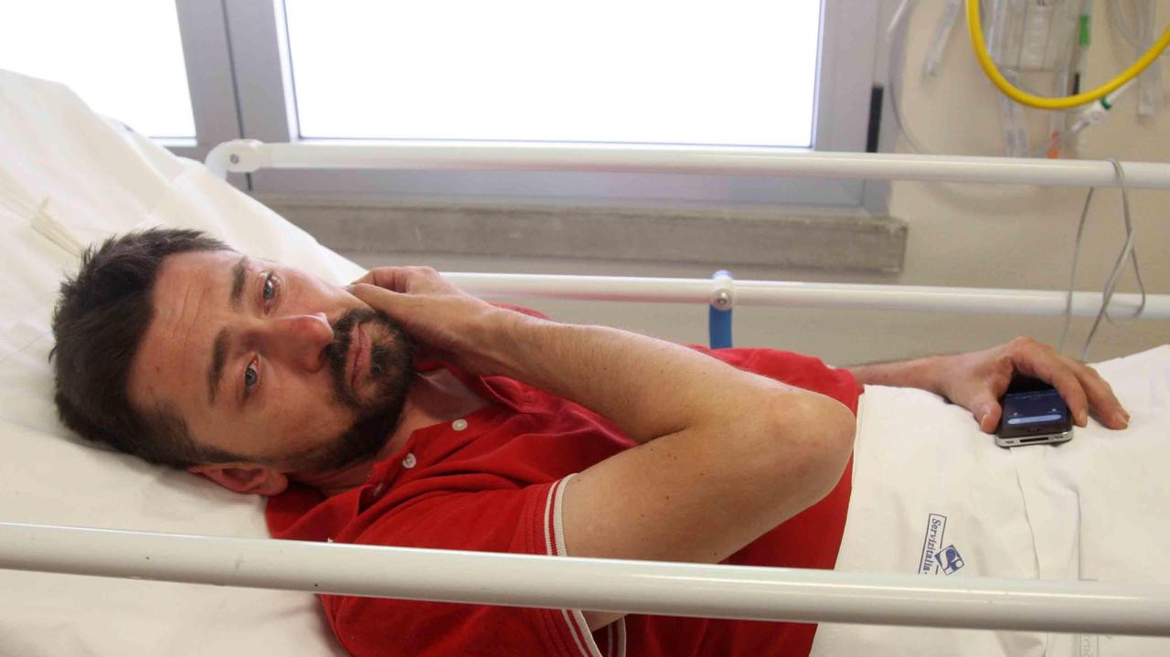 Commesso massacrato a pugni e calci dai rapinatori