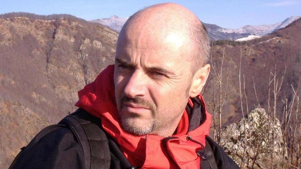 Infermiere e scrittore travolto da auto impazzita