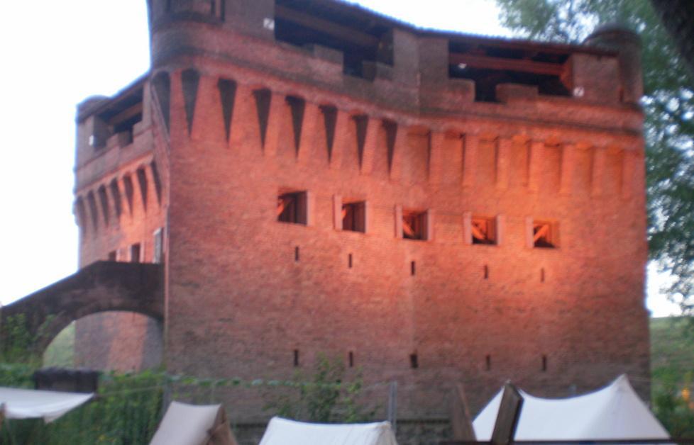 Una troupe Rai gira riprese alla Rocca 