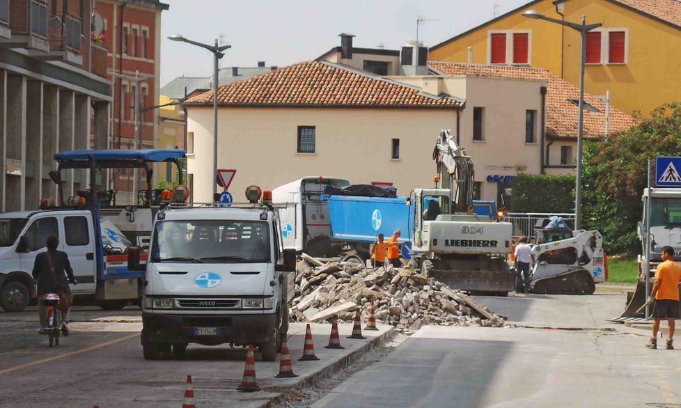 Cantieri da via Kennedy a via Mayr