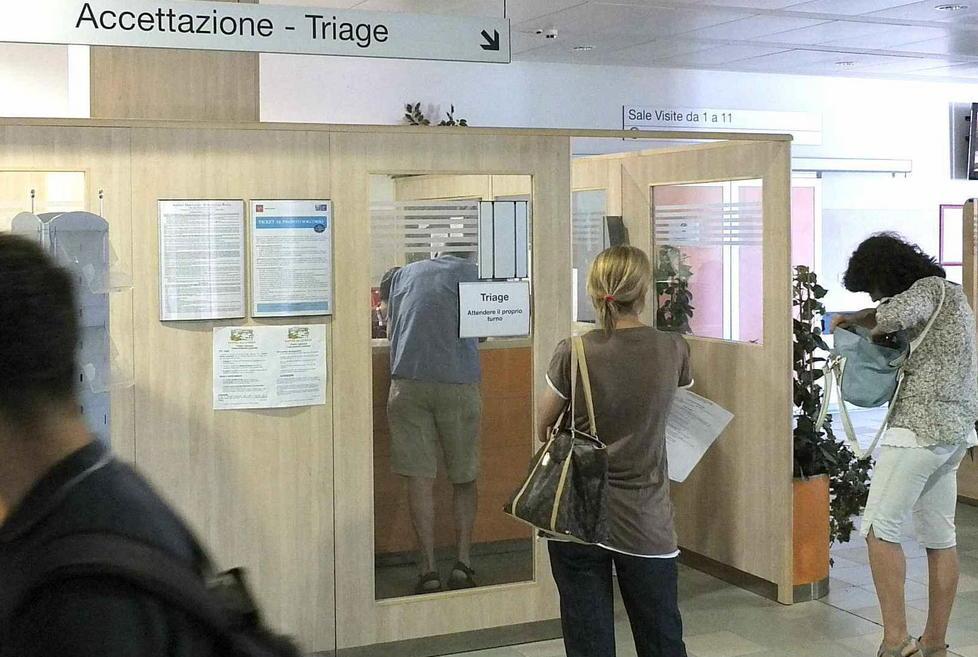 Guasto informatico, si torna alla carta