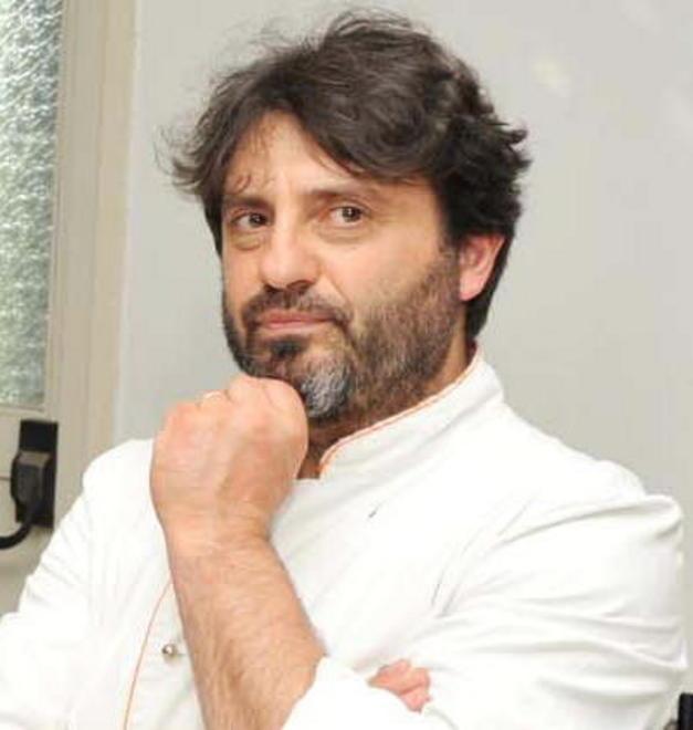 Chef in spiaggia gara ai fornelli con Nocciolini