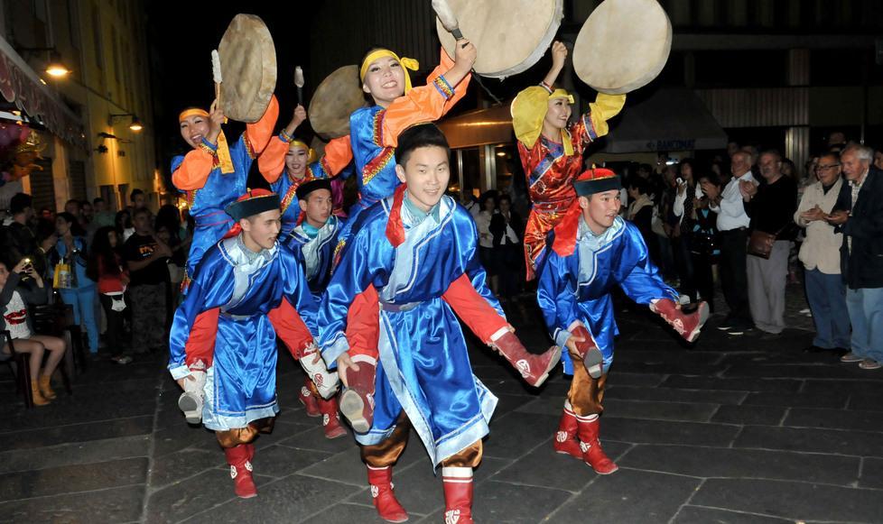Festival folk, un bagno di folla 