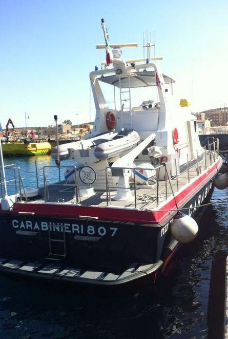Stazione mobile dei carabinieri nelle località turistiche