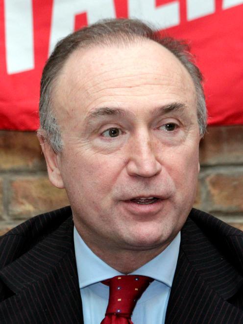 Nelle parole di Emilio Fede il nome di Samorì 