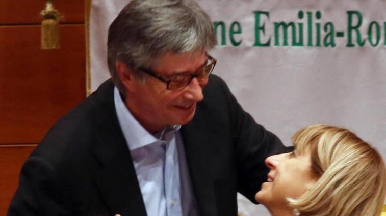 Errani lascia, standing ovation Subito il nuovo mister sisma