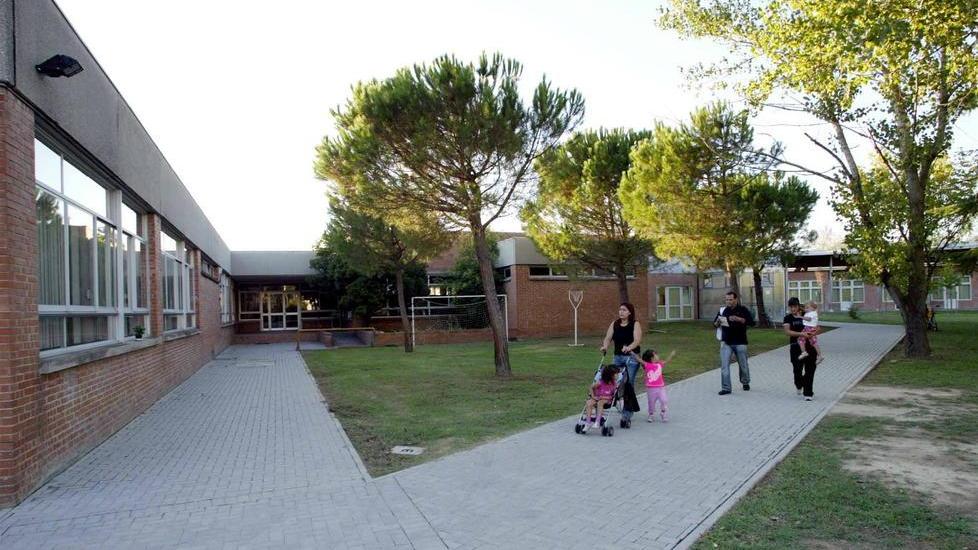 Razzie in due scuole, spariti i canali di rame dai tetti