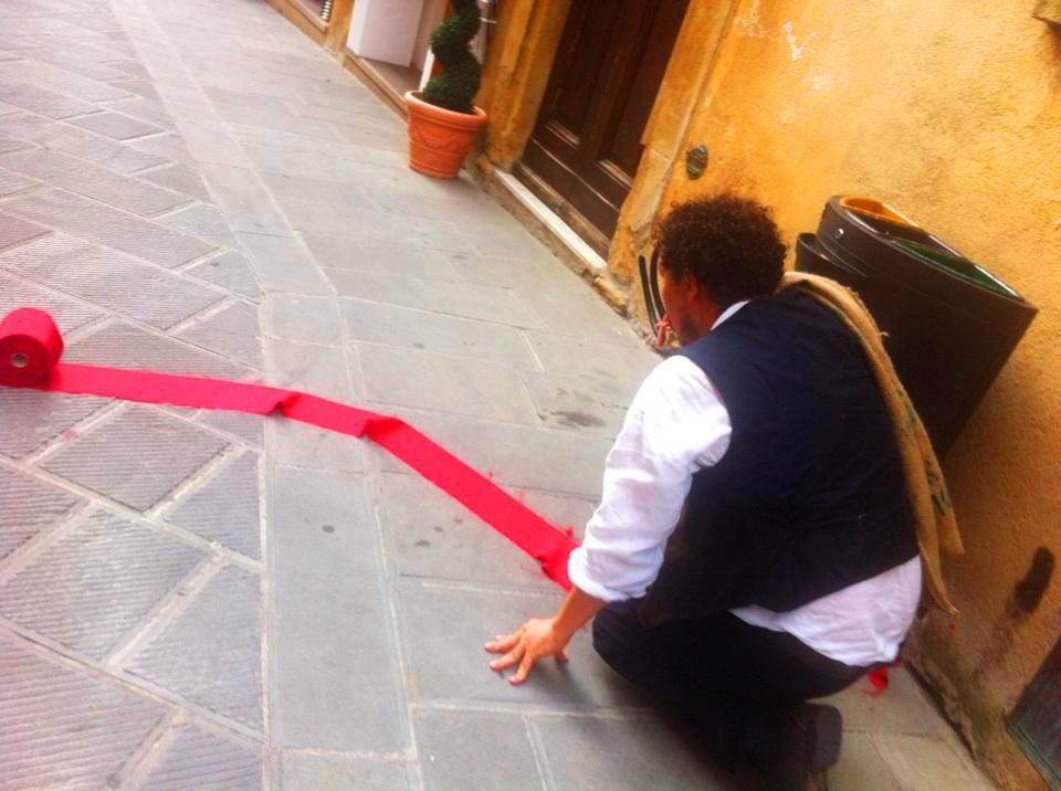 Volterra in processione per ricordare il giorno del crollo e celebrare la rinascita 