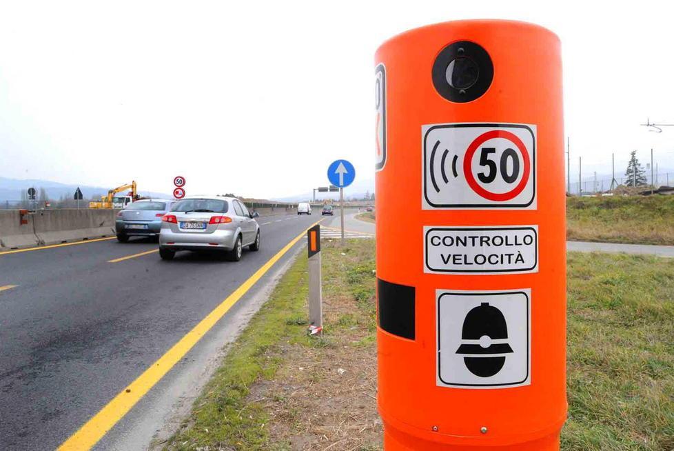 Due Velo Ok in arrivo lungo la via Pratese 