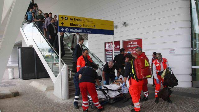 Stazione Mediopadana, arrivano due ascensori per le barelle