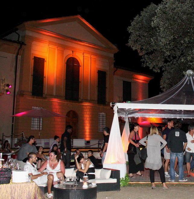 Residenti sul piede di guerra caos ogni sera a Villa Fiorelli