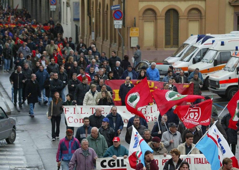 L’indotto unisce le forze per evitare di sparire 
