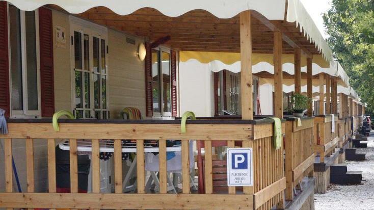Sequestro rinviato per le casette al “Paradiso”