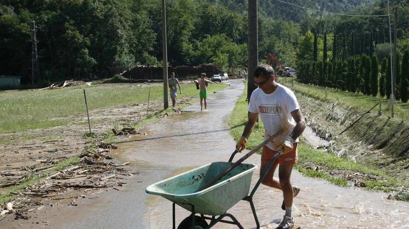 Sei famiglie evacuate drammatico il bilancio dei danni a Pescaglia