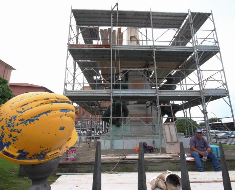 4 Mori, via i ponteggi Finalmente ora tornano a splendere 