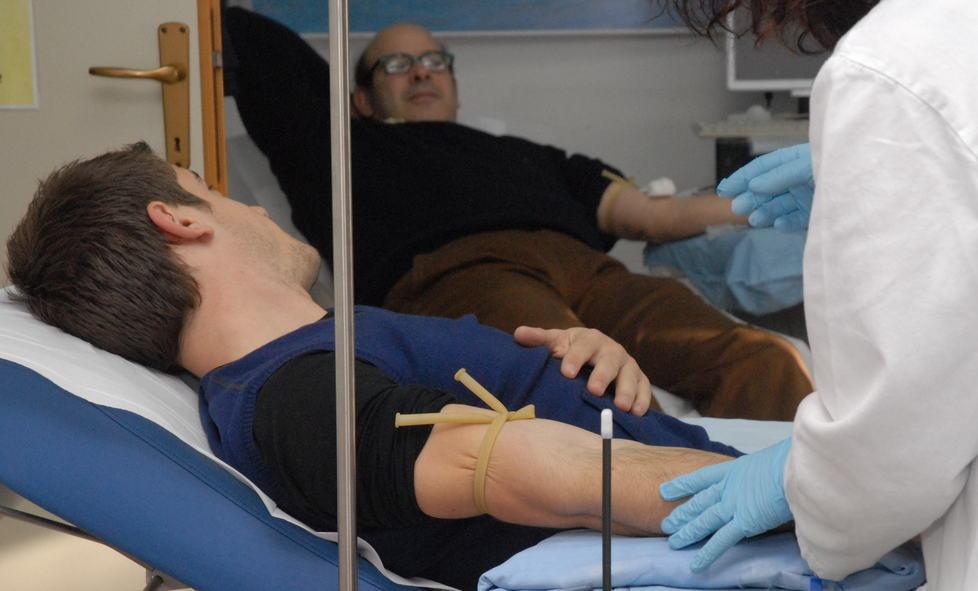 Avis, domani le donazioni: in prima fila i vigili del fuoco 