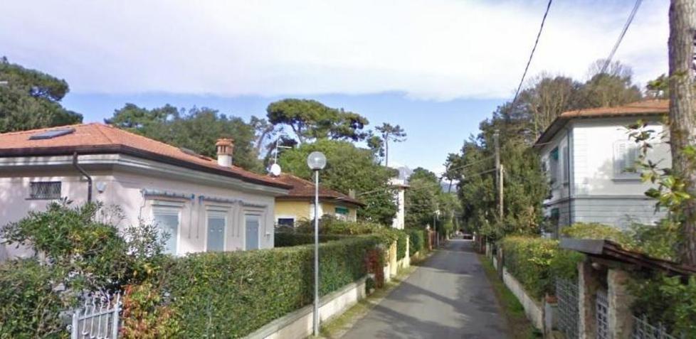 Dall’Est con amore: comprano una villa da 10 milioni al Forte 