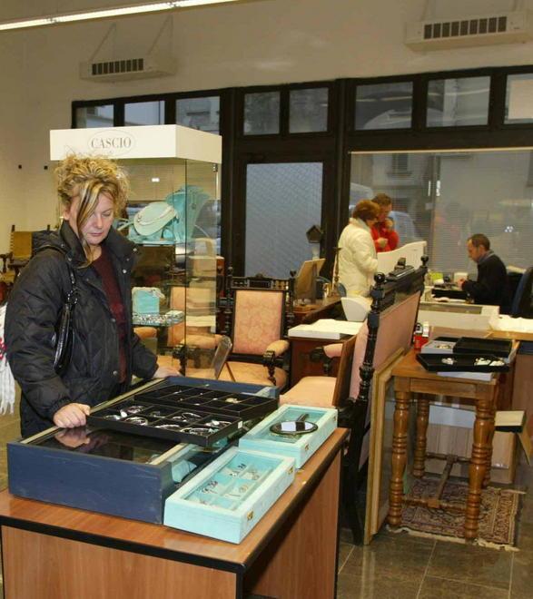 Interrogato il direttore accusato di peculato 