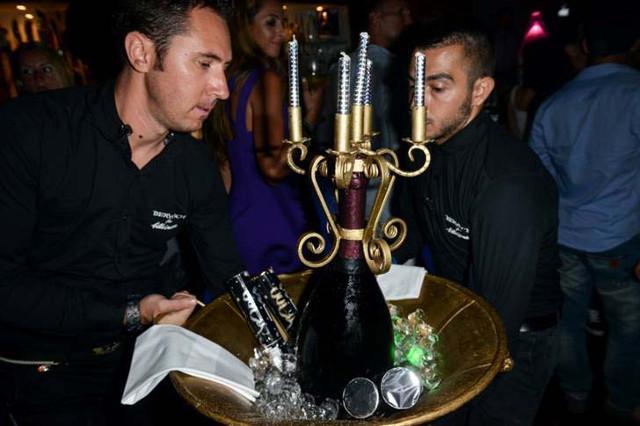 Billionaire, 45mila euro per uno champagne 