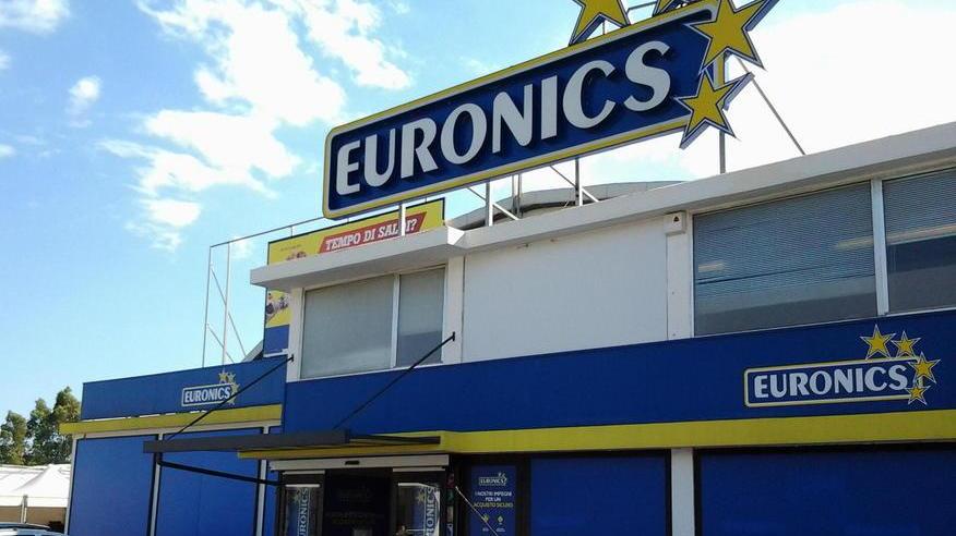 Furto da Euronics, tutti in cella