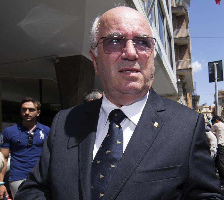 Gaffe sugli stranieri, monta la protesta contro Tavecchio 