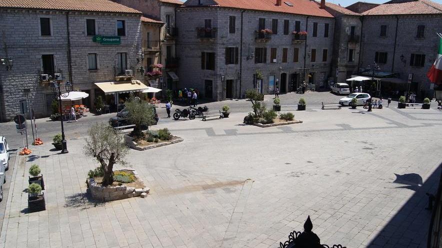 Wi-Fi gratis in piazza Gallura e al chiosco degli Scolopi