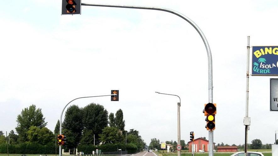 Contrada, ecco il nuovo semaforo