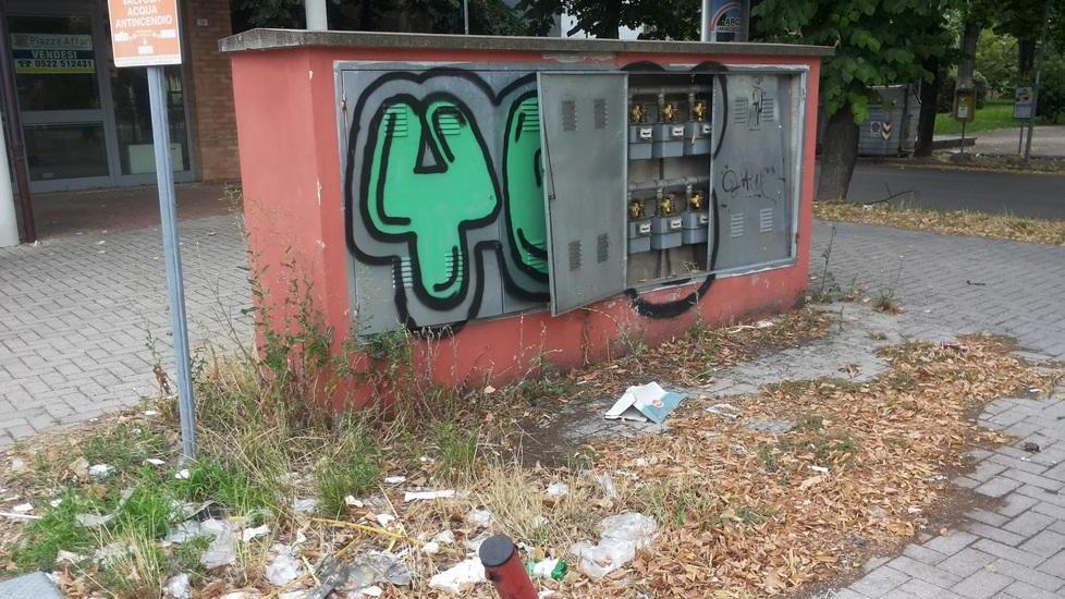 Armadio dei contatori divelto dai vandali