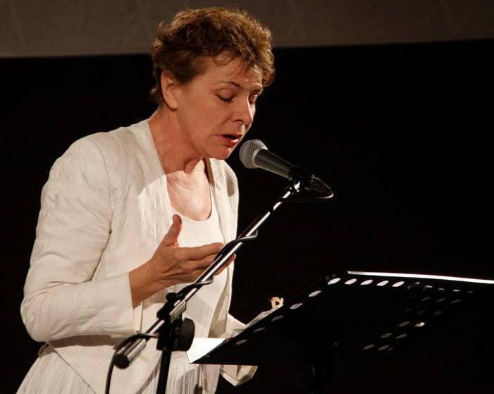 Monologo di Pamela Villoresi alla biblioteca Lazzerini 