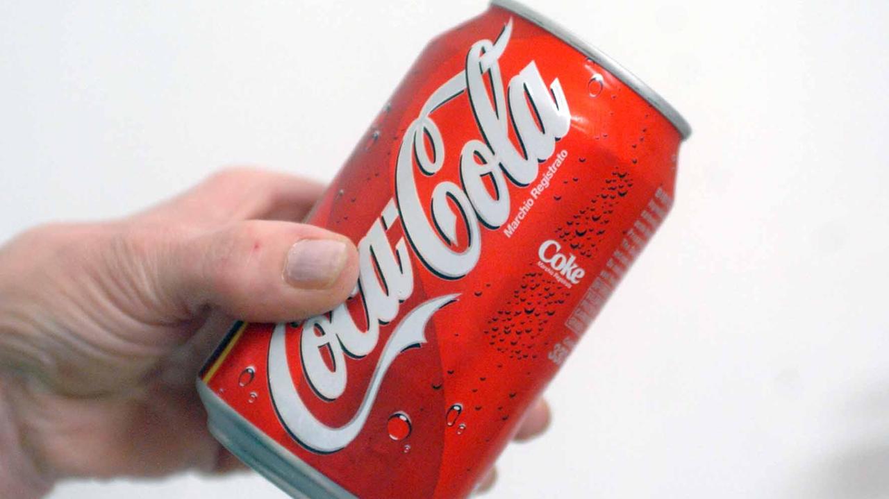 La crisi colpisce anche la Coca Cola: chiude lo stabilimento di Campogalliano