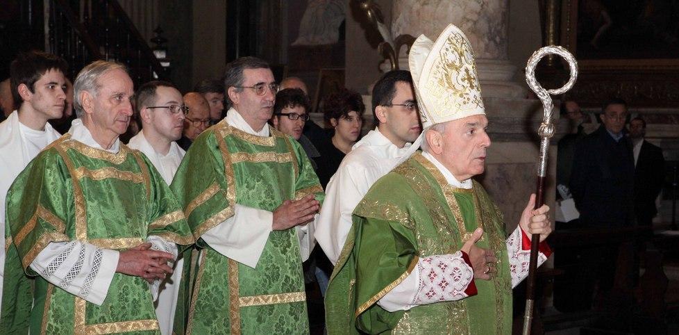 Registro delle unione gay: arriva il “no” della Curia 