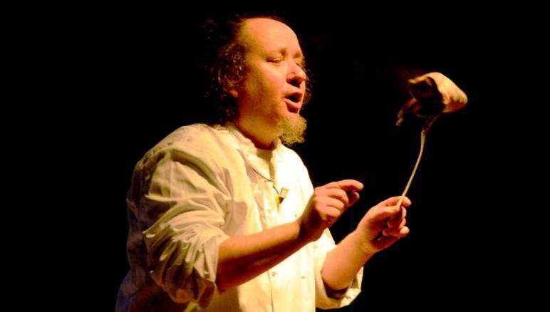 Bientina va in cerca a colpi di teatro de “Il Popolo Cattivo” 