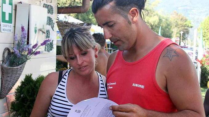 Mare di nuovo vietato a Cinquale
