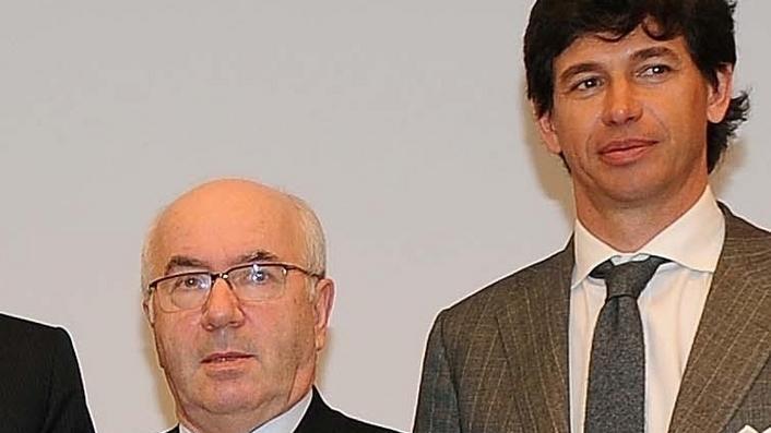 Il mondo del calcio squalifica Tavecchio