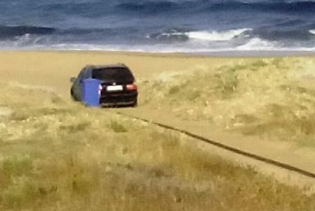 Tresnuraghes, col suv in spiaggia: multato