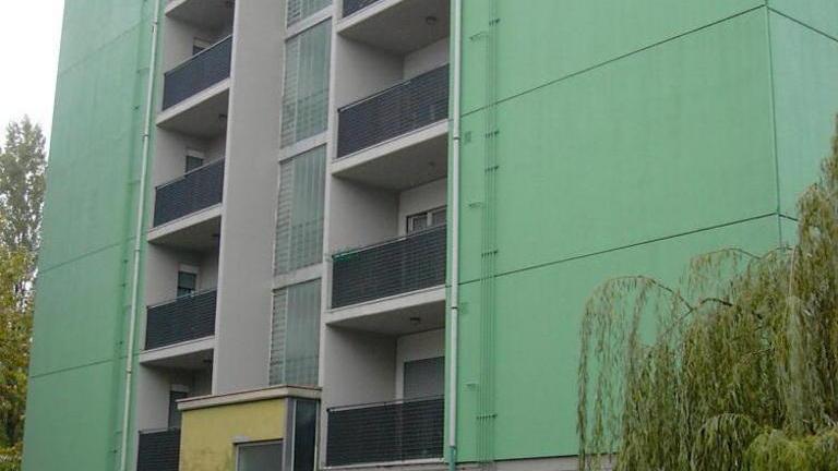 Case popolari, si cambia: arretra la residenzialità