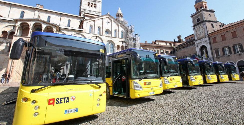 Rincari bus, il Comune “sta valutando” 