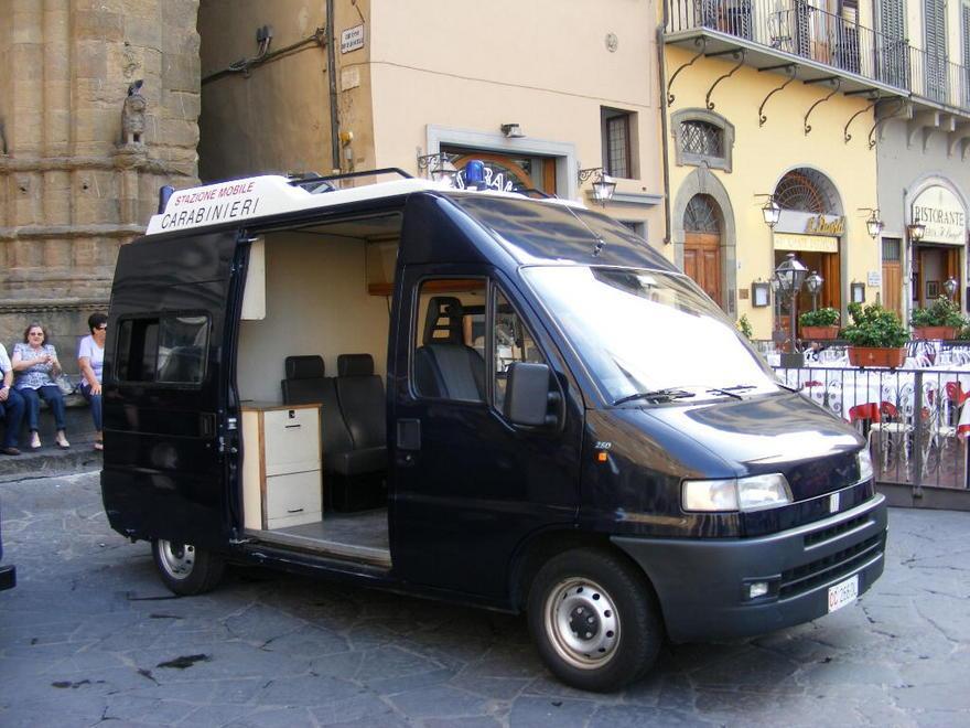 Finisce in ospedale per una sassata rimediata dopo la lite 