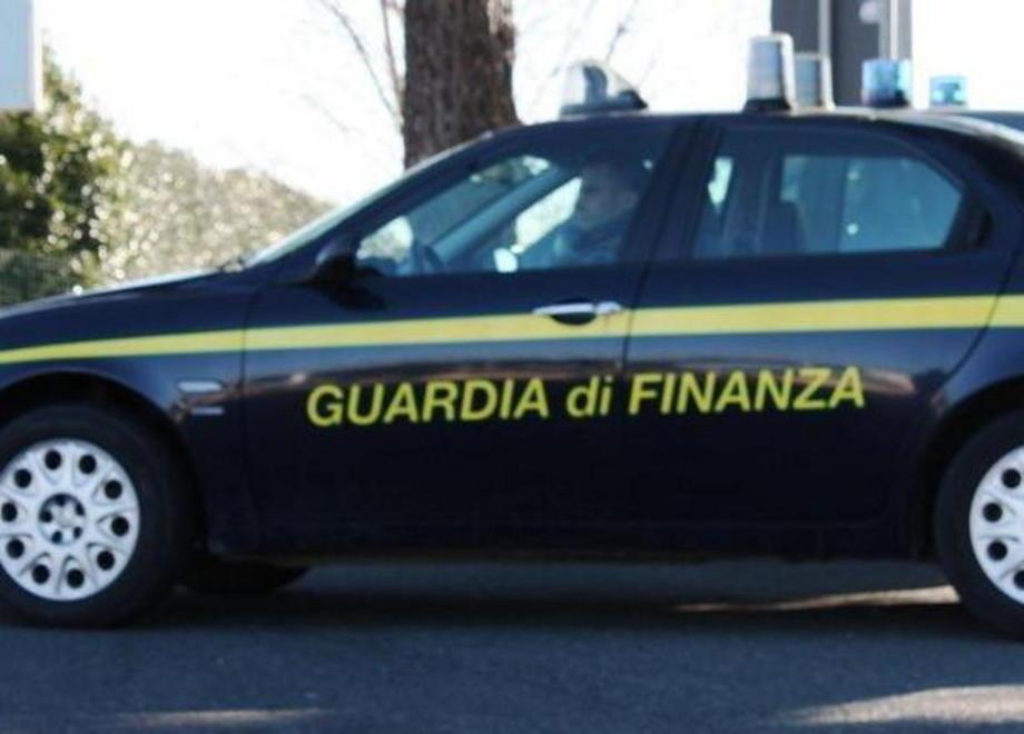 Due imprenditori finiscono in manette 