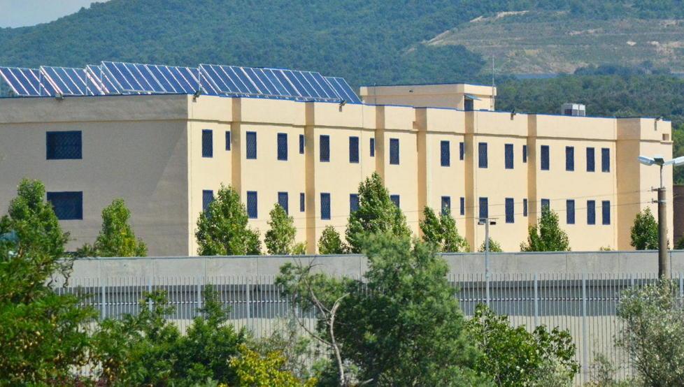 Sughere, padiglione pronto ma non apre 