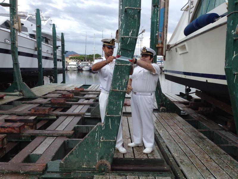 Sigilli al cantiere nautico: «Sversava rifiuti tossici in mare» 