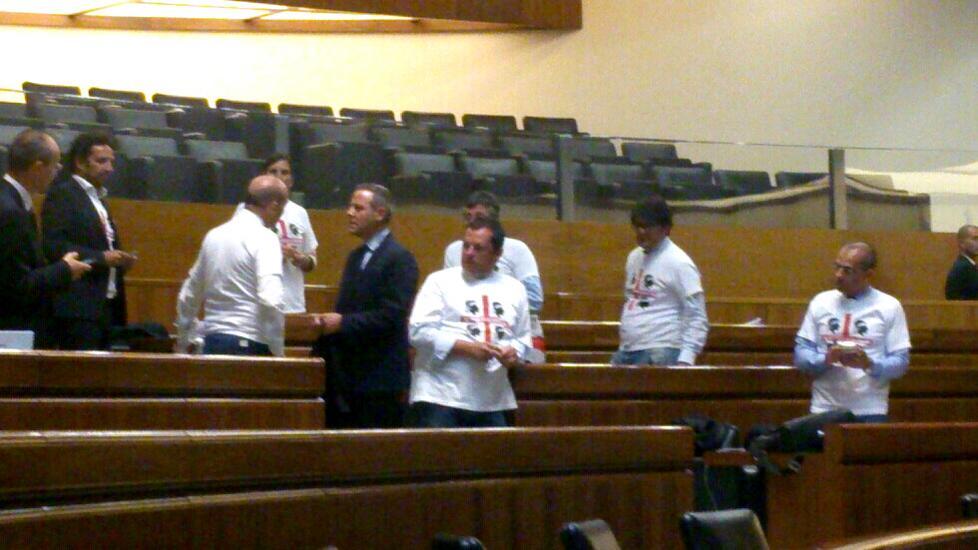 Patto di stabilità, l’opposizione occupa il consiglio regionale 