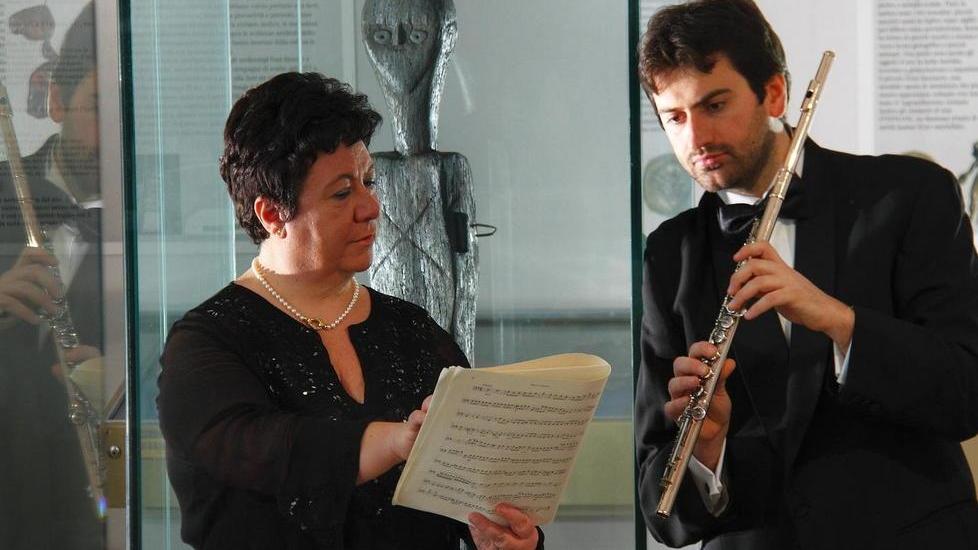 Fantasie dalle opere al chiostro stasera con flauto e piano