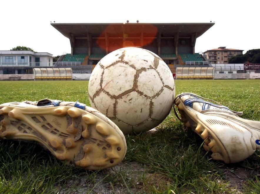 Norbello, eritrei senza le scarpe per giocare 