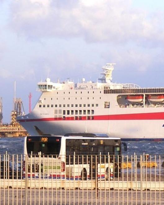 Il sindaco contesta la Tirrenia 