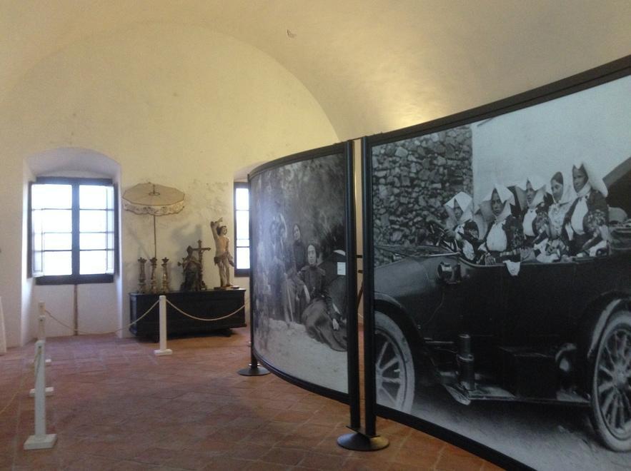 Oliena in mostra per i turisti 