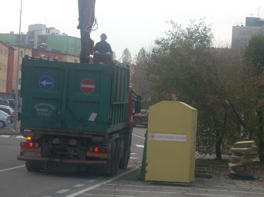 Costo del servizio rifiuti, la fronda si allarga 